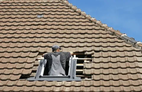 Pose de velux - Mours-Saint-Eusèbe